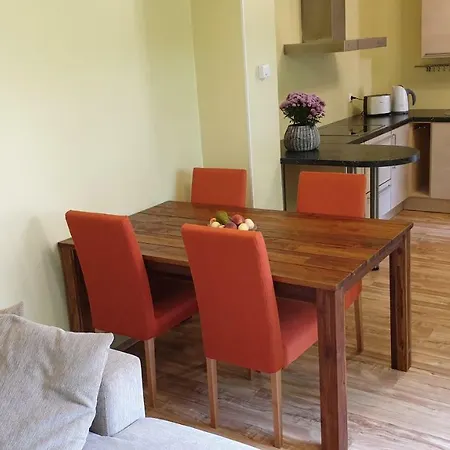 Apartment Vastriku Garden House *